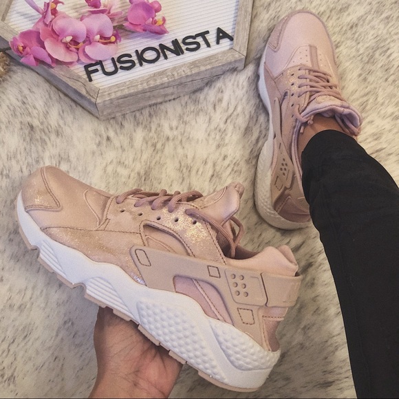 ‼️sold‼️✨ Rare Nike Huarache Run Rose Gold 8.5W - Picture 3 of 8